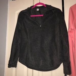 Cute pullover , size S can fit XS as well